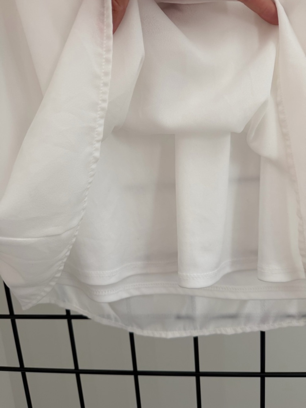 Lulu's White V-Neck Short Sleeve Shift Dress - Picture 4 of 4